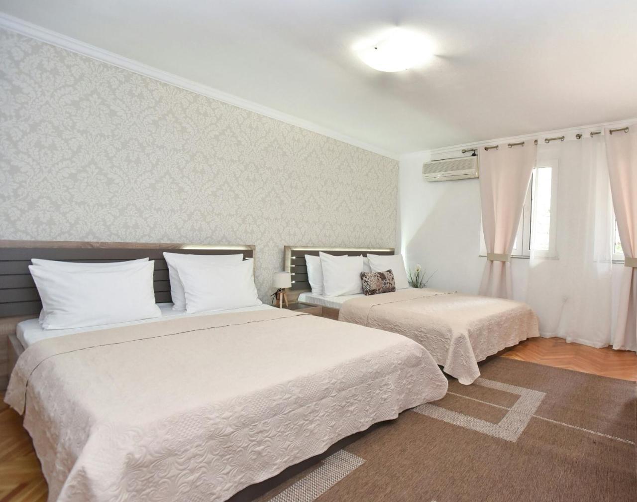 Palm Square 1 Old Town Apt Apartment Budva Ngoại thất bức ảnh