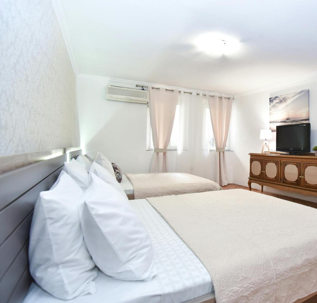 Palm Square 1 Old Town Apt Apartment Budva Ngoại thất bức ảnh